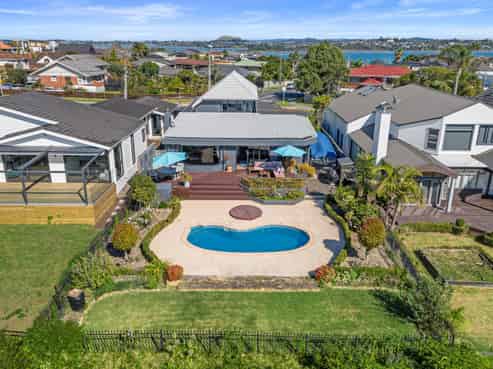 108 Clovelly Road, Bucklands Beach