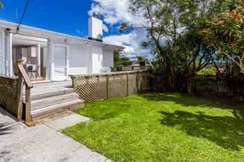 4 Bond Crescent, Forrest Hill