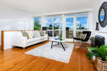4 Bond Crescent, Forrest Hill