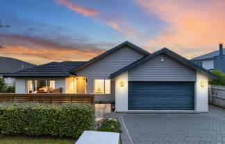 19 Tongariro Drive, Aotea