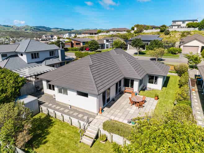19 Tongariro Drive, Aotea