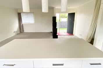 6 Totara Road, Te Atatu Peninsula