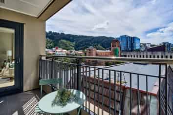 8B/42 Molesworth St, Thorndon