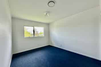 2 Carey Place, Otara
