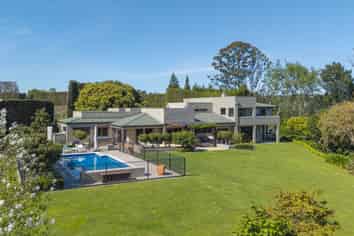 388E Joyce Road, Pyes Pa