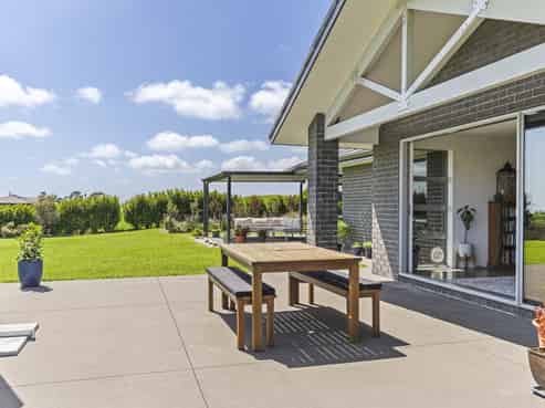 210 Maude Road, Kaimiro