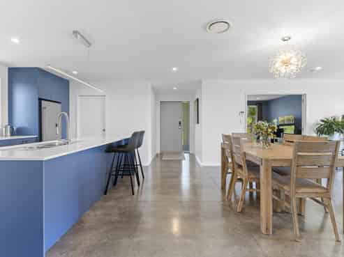 210 Maude Road, Kaimiro