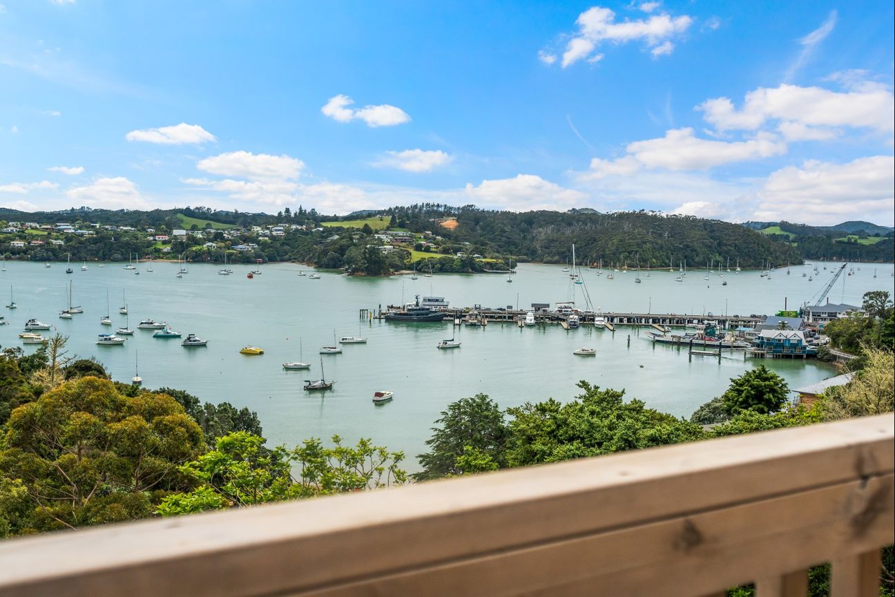 Opportunity knocks in Opua - Ansicht 2