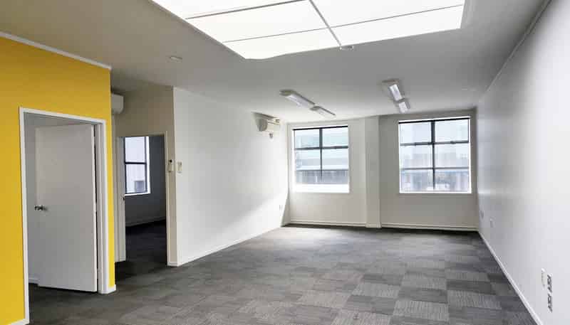 Suite 6/117 Willow Street, Tauranga