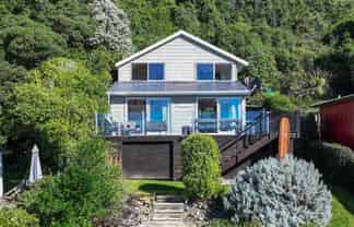 26 Moody Street, Gore Bay