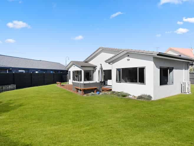 13 Mangakoea Place, Saint Andrews