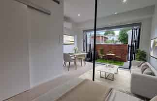 4A/124 Taylors Road, Mount Albert