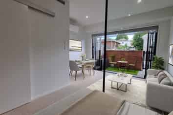 4A/124 Taylors Road, Mount Albert
