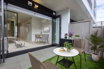 4A/124 Taylors Road, Mount Albert