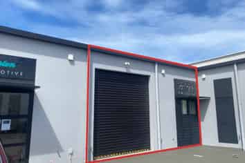 Modern, Tidy Industrial Unit, ready to go!