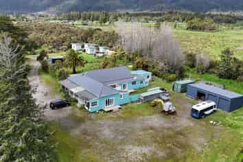 2/831  Fairdown Road, Westport