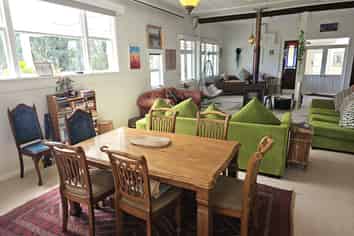 2/831  Fairdown Road, Westport