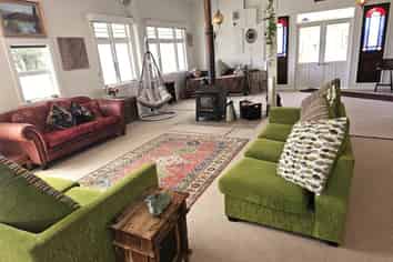 2/831  Fairdown Road, Westport