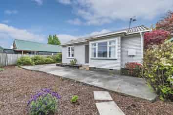 1/5 Winters Road, Redwood