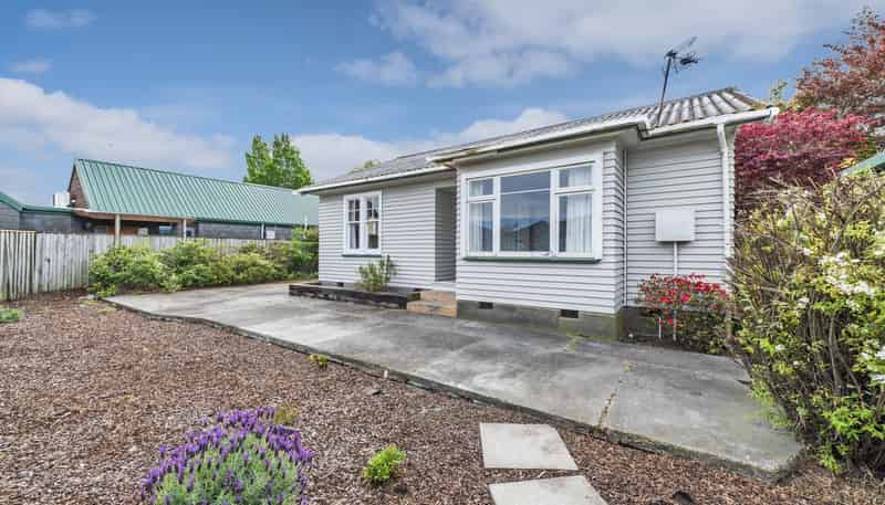 1/5 Winters Road, Redwood
