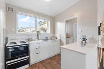 2/6 Leonard Road, Mount Wellington