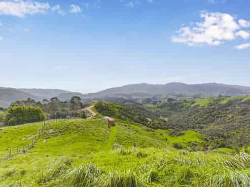 385 Akatarawa Road, Waikanae