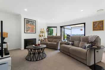 54 Mt Lebanon Crescent, The Gardens