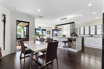 54 Mt Lebanon Crescent, The Gardens