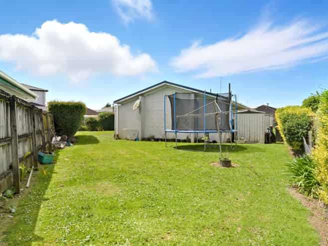 1-3/34 Buckingham Crescent, Papatoetoe
