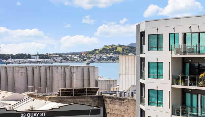 807/30 Beach Road, Auckland Central