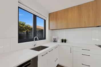4/30 McLean Street, Linwood