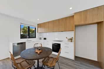 4/30 McLean Street, Linwood