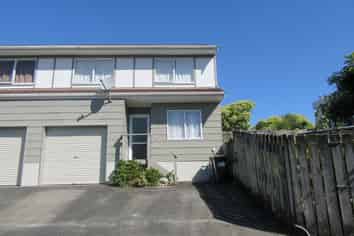 23/24 Eastglen Road, Glen Eden