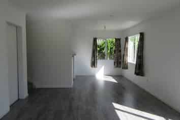 23/24 Eastglen Road, Glen Eden