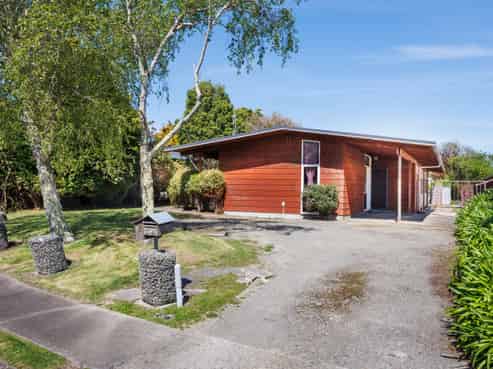 4A Viscount Place, West End