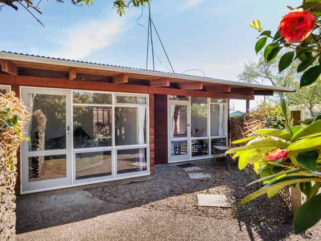 4 & 4A Viscount Place, West End
