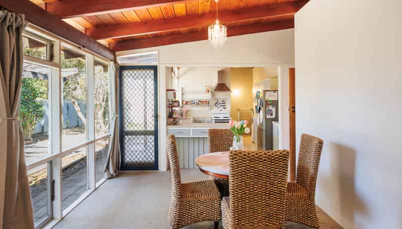 4 & 4A Viscount Place, West End