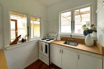 1059 Pouewe Street, Kawhia