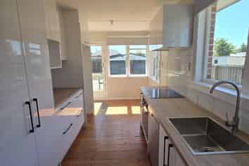 37 Flay Crescent, Burnside