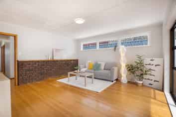 31 Beazley Avenue, Paparangi