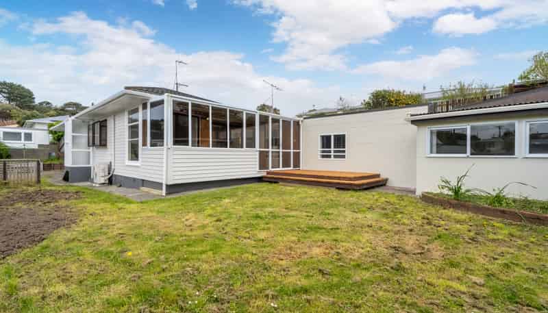 31 Beazley Avenue, Paparangi