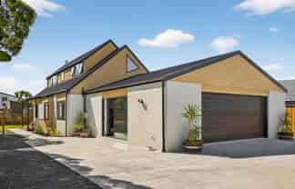 189 Rocking Horse Road, Southshore