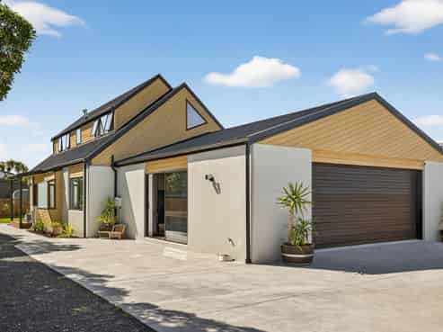 189 Rocking Horse Road, Southshore