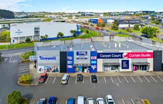 High Profile Trade/Retail - One Tenant since 2000!