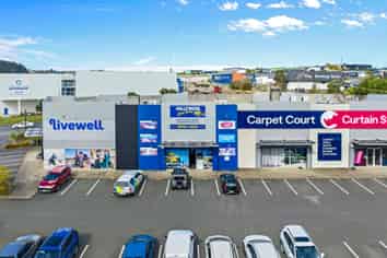 High Profile Trade/Retail - One Tenant since 2000!