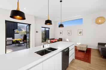 3 Stackbrae Av, Wanaka