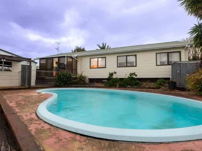 156 Carnoustie Drive, Wattle Downs