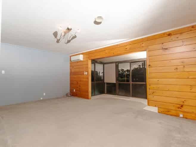 156 Carnoustie Drive, Wattle Downs