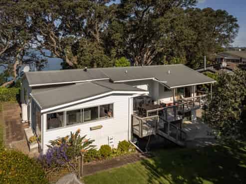 20 Moana Drive, Tanners Point