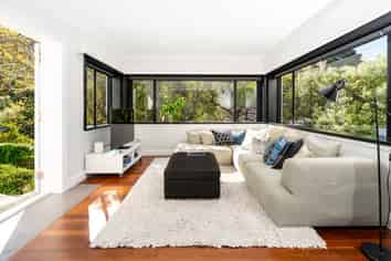 9 Easdale Street, Kelburn